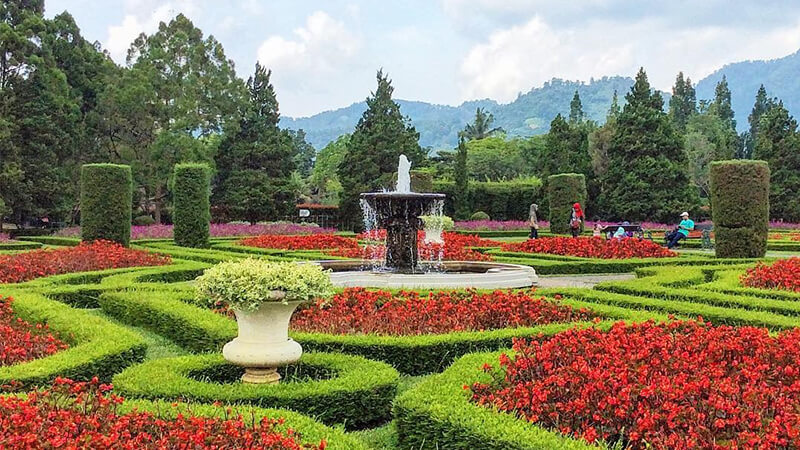 Taman Bunga Nusantara Cianjur - Taman Perancis
