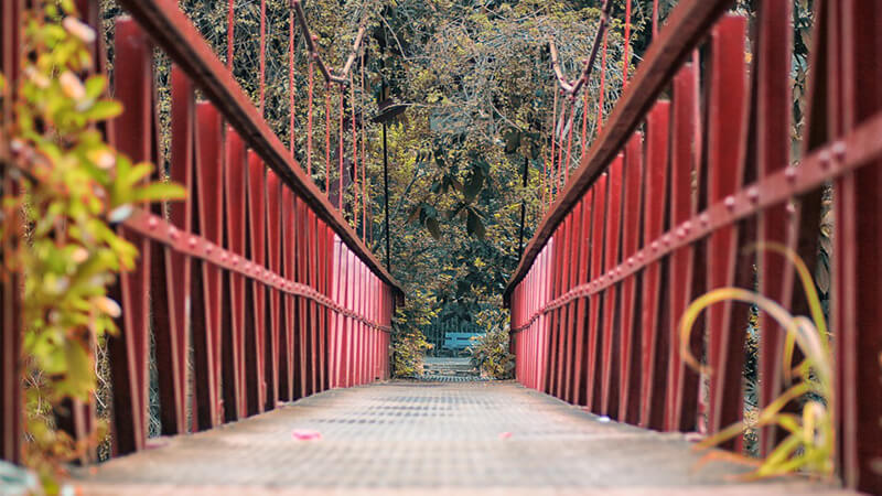 Tempat Wisata di Bogor dan Sekitarnya - Jembatan Merah KRB