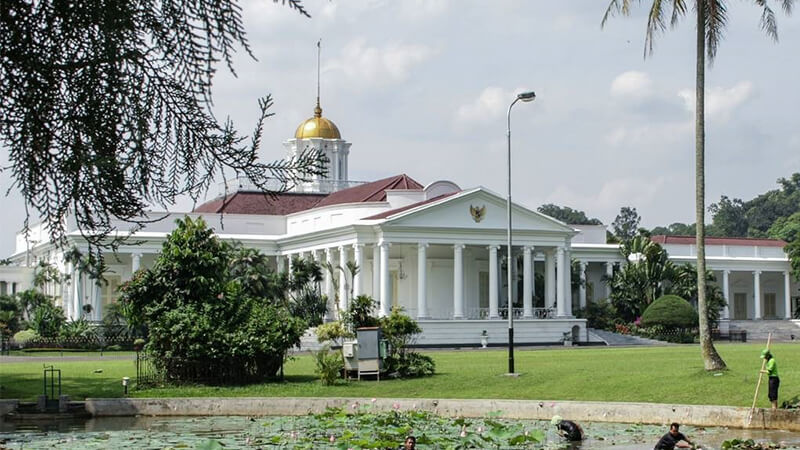 Tempat Wisata di Bogor dan Sekitarnya - Istana Bogor