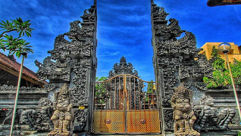 Tanah Lot Bali - Pura Pekedungan