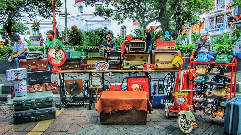 Wisata Kota Lama Semarang - Pasar Klitikan