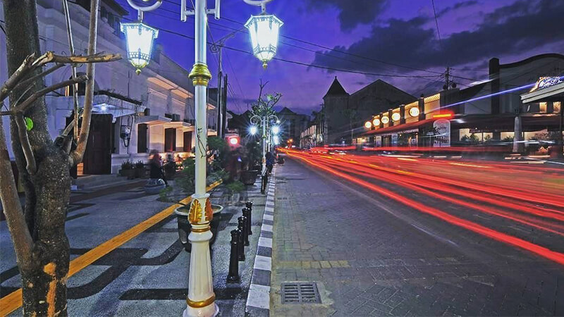 Wisata Kota Lama Semarang - Kota Lama Malam Hari