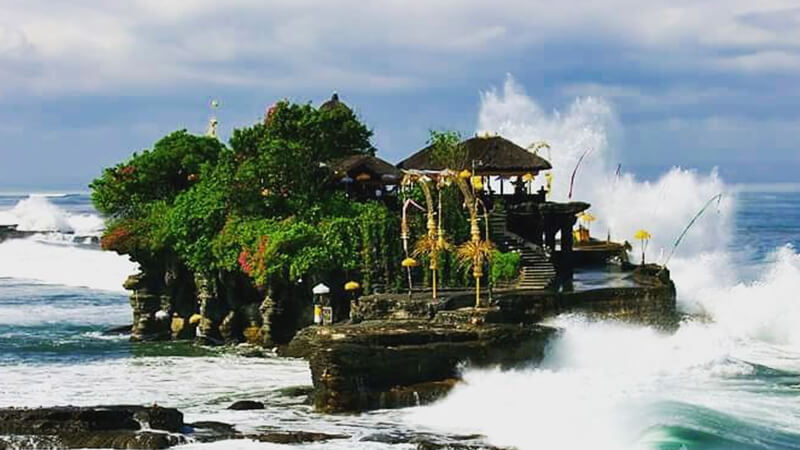Tempat wisata di Bali - Tanah lot